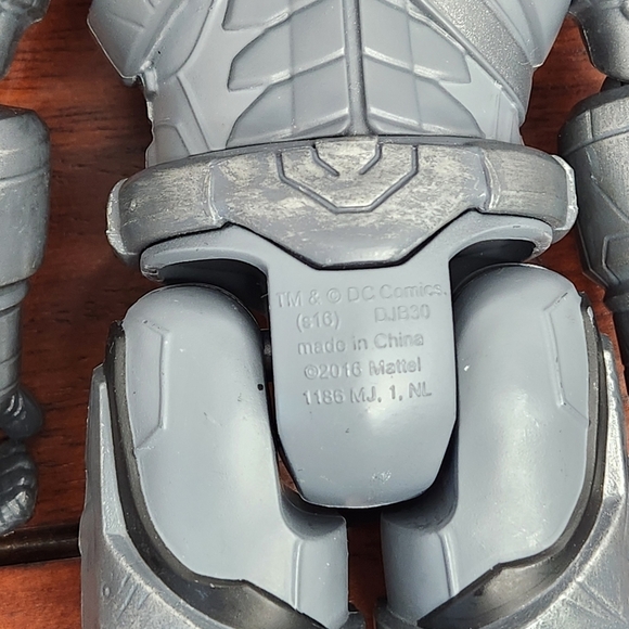 DC Collectibles 12" Action Figure Batman v Superman Dawn of Justice Multiverse - Picture 11 of 16